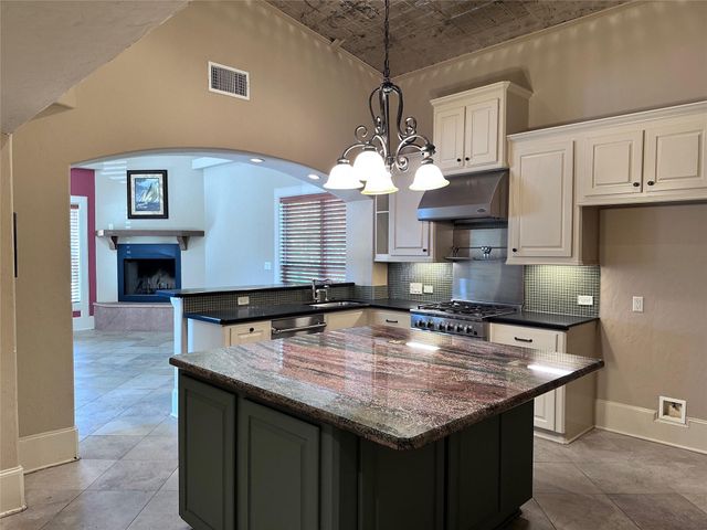 2904 Red Bluff Road, Seabrook, TX 77586