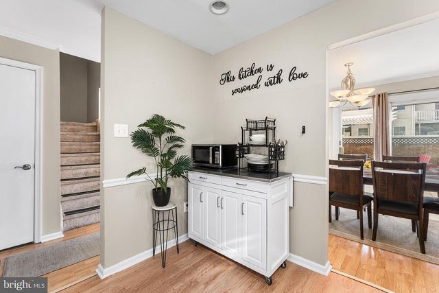 12 RIVER BANK DR, Roebling, NJ 08554