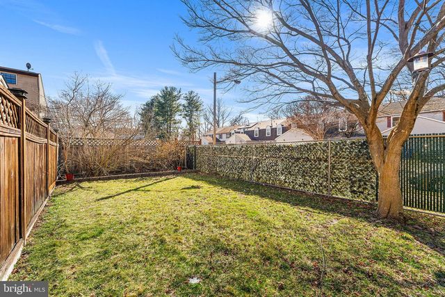 12 RIVER BANK DR, Roebling, NJ 08554