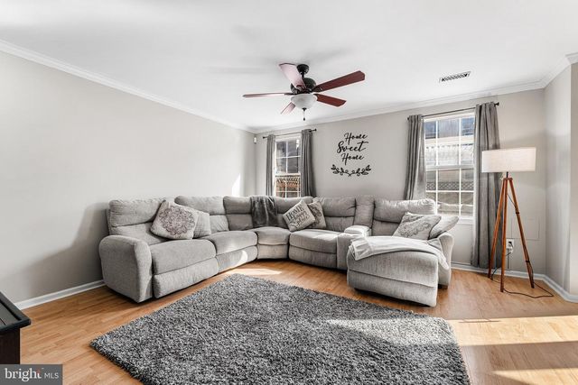 12 RIVER BANK DR, Roebling, NJ 08554