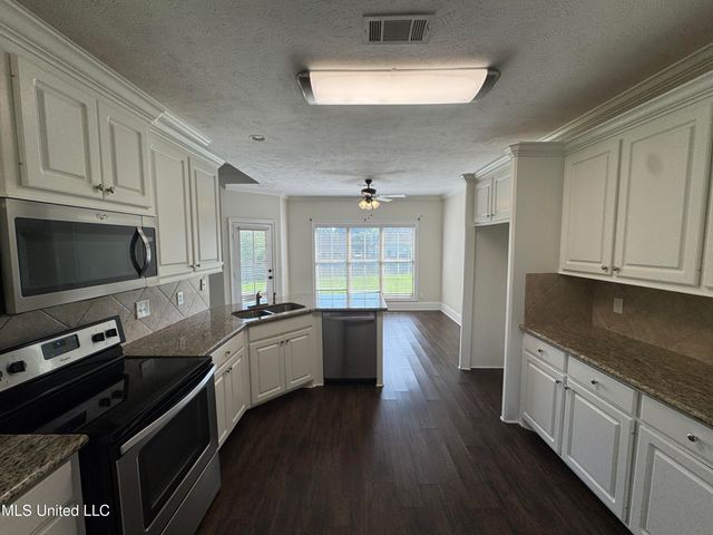 118 Jorn Circle, Canton, MS 39046