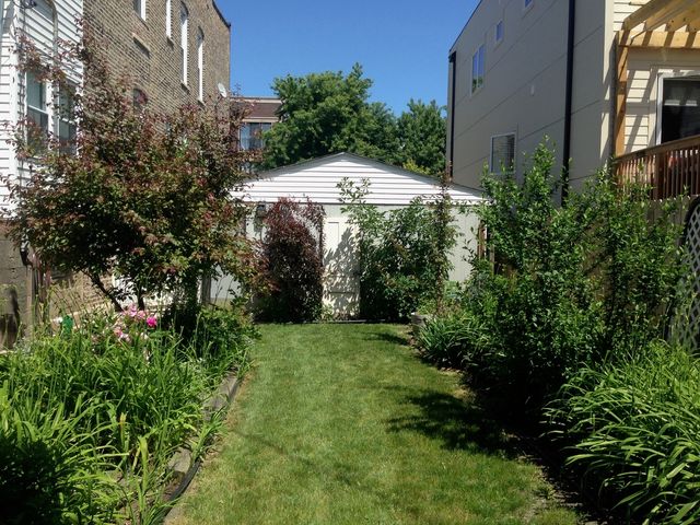 1222 N Campbell Avenue 1F, Chicago, IL 60622