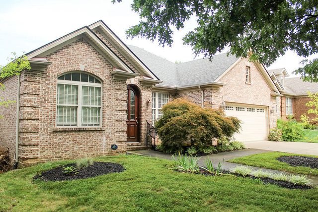 925 Village Green Avenue, Lexington, KY 40509