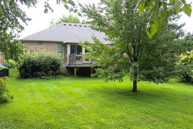 925 Village Green Avenue, Lexington, KY 40509
