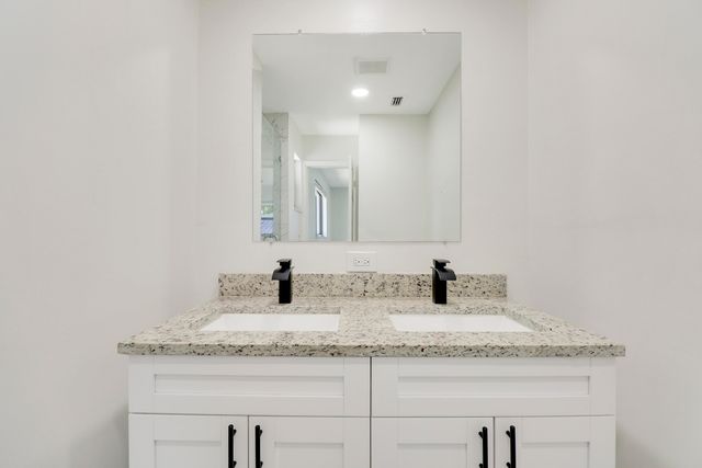 9291 Bloomfield Drive, Palm Beach Gardens, FL 33410