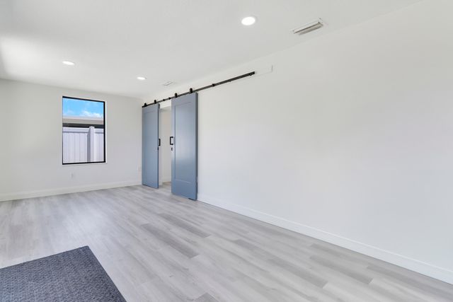 9291 Bloomfield Drive, Palm Beach Gardens, FL 33410