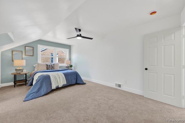 18468 Ilene Street, Detroit, MI 48221