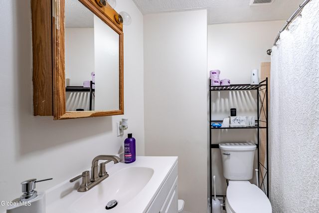 350 Madison Avenue, Albany, NY 12210