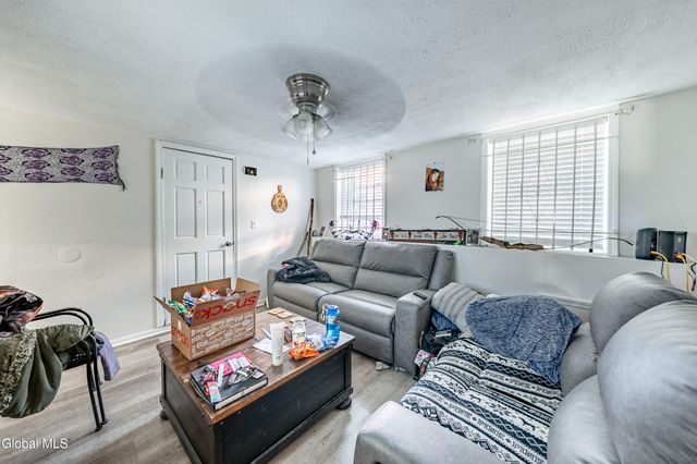 350 Madison Avenue, Albany, NY 12210