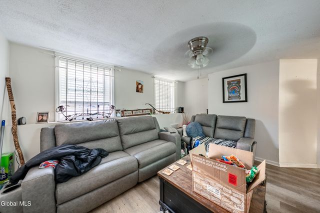 350 Madison Avenue, Albany, NY 12210