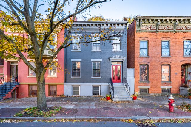 350 Madison Avenue, Albany, NY 12210