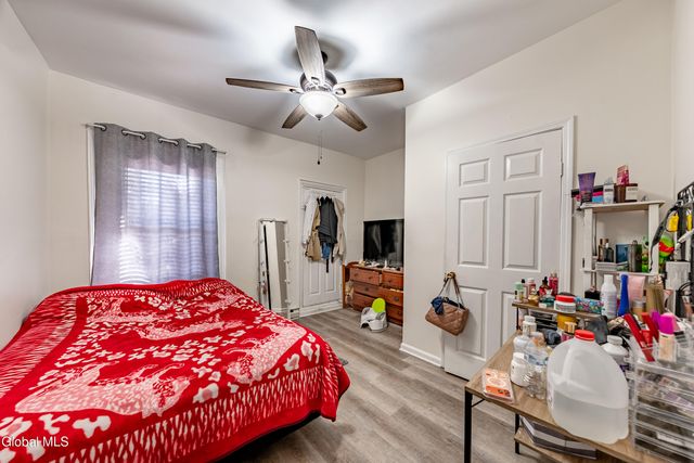 350 Madison Avenue, Albany, NY 12210