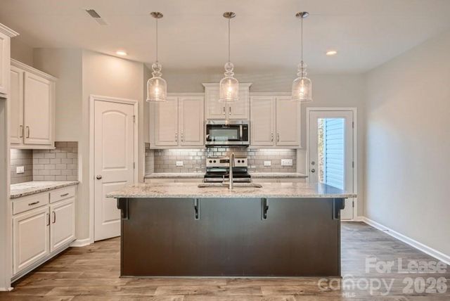 170 Fairfield Drive, Troutman, NC 28166