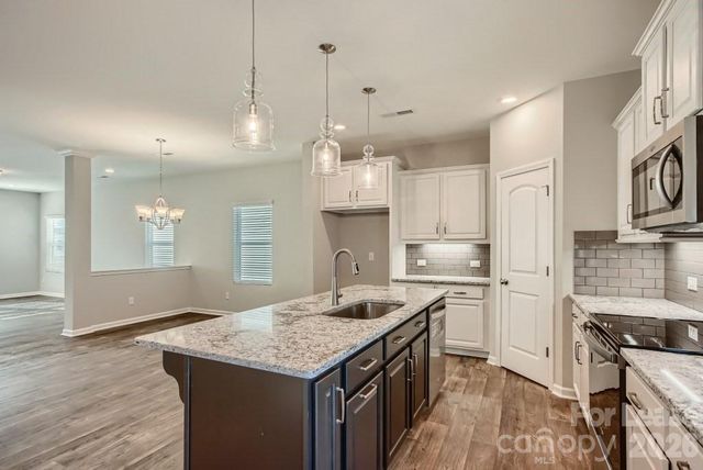 170 Fairfield Drive, Troutman, NC 28166
