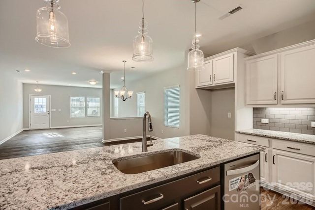 170 Fairfield Drive, Troutman, NC 28166