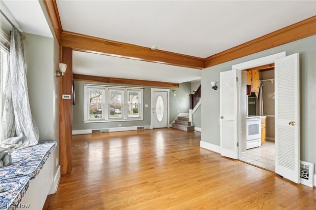 162 Erskine Avenue, Youngstown, OH 44512