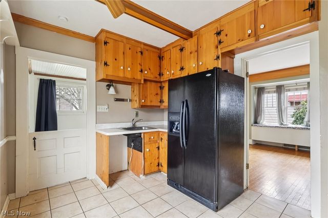 162 Erskine Avenue, Youngstown, OH 44512