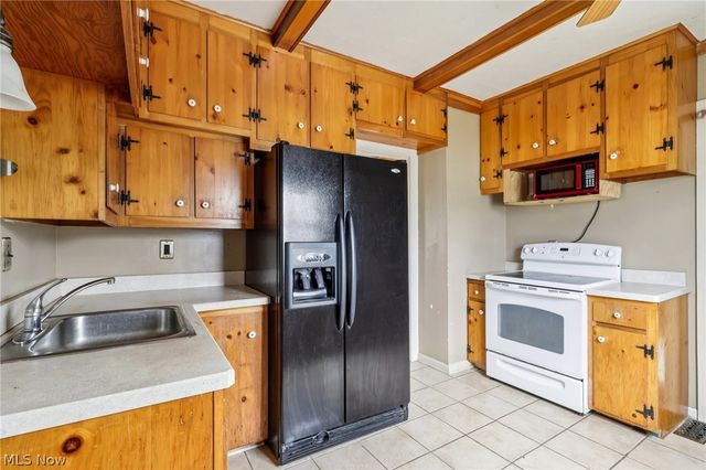 162 Erskine Avenue, Youngstown, OH 44512