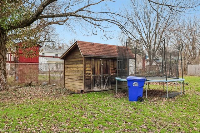 162 Erskine Avenue, Youngstown, OH 44512