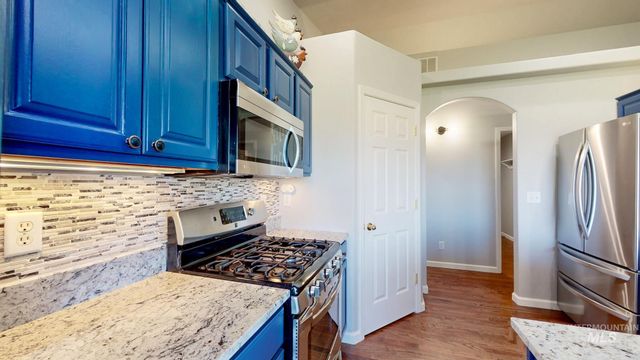 280 Dollar Hide Way, Jerome, ID 83338