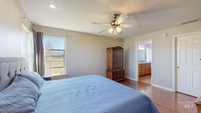 280 Dollar Hide Way, Jerome, ID 83338