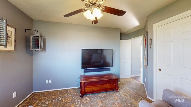 280 Dollar Hide Way, Jerome, ID 83338