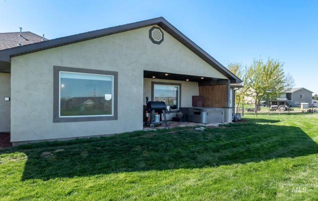 280 Dollar Hide Way, Jerome, ID 83338