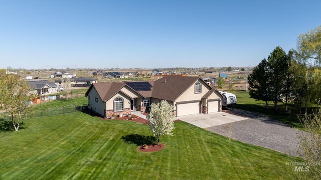 280 Dollar Hide Way, Jerome, ID 83338