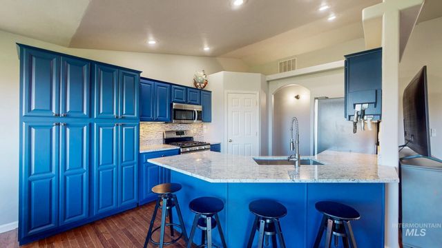 280 Dollar Hide Way, Jerome, ID 83338