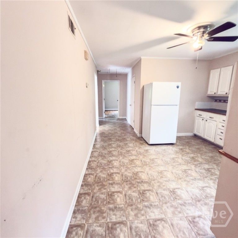 Image 21 of property listing at 203 Springfield Avenue, Guyton, GA 31312