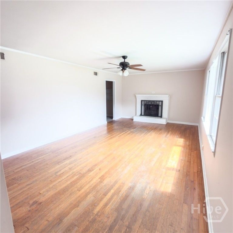 Image 24 of property listing at 203 Springfield Avenue, Guyton, GA 31312
