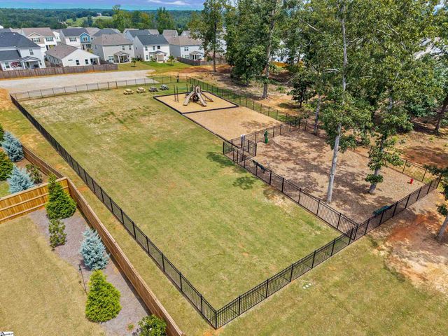 104 W Compass Way, Easley, SC 29640