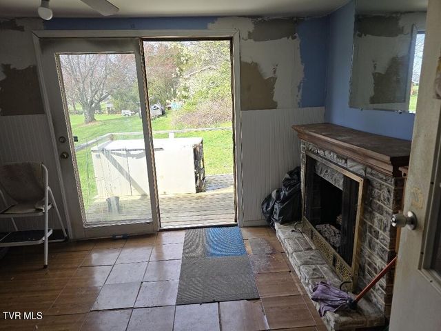 549 Peoples Road, Bristol, TN 37620