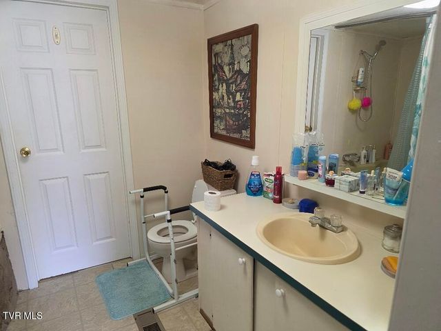 549 Peoples Road, Bristol, TN 37620