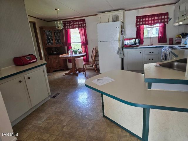 549 Peoples Road, Bristol, TN 37620