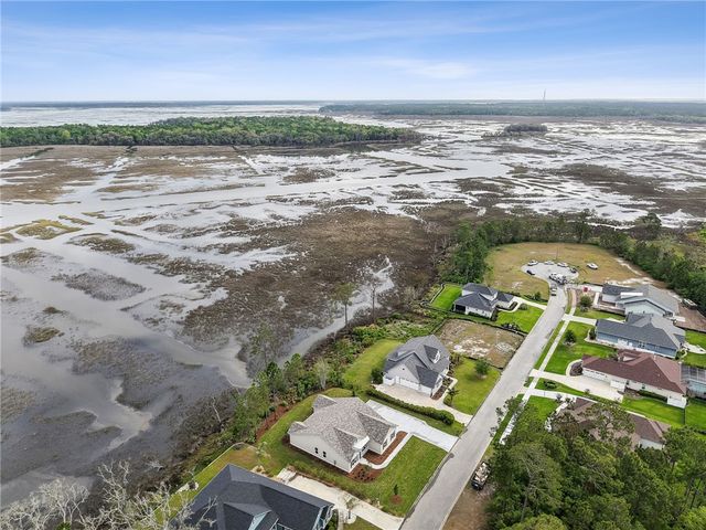 311 Bateau Drive, St Marys, GA 31558