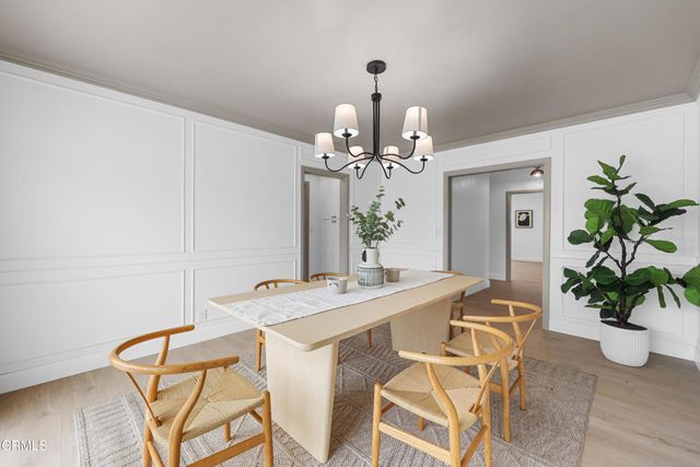 2176 Las Lunas Street, Pasadena, CA 91107