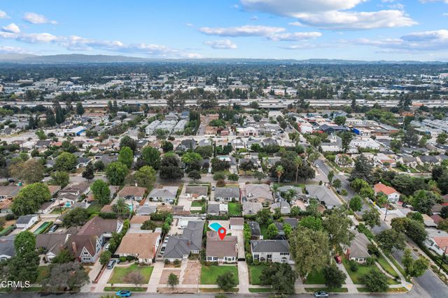 2176 Las Lunas Street, Pasadena, CA 91107