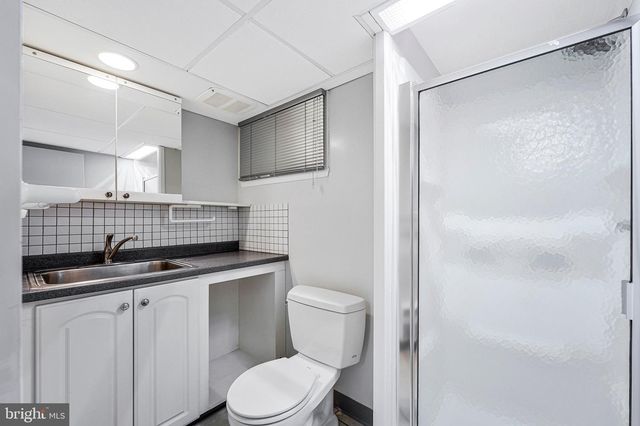 4401 DAVENPORT ST NW, Washington, DC 20016