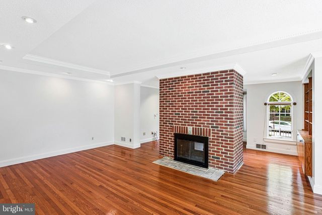 4401 DAVENPORT ST NW, Washington, DC 20016