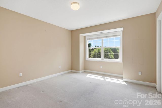306 Woodview Court, Fletcher, NC 28732