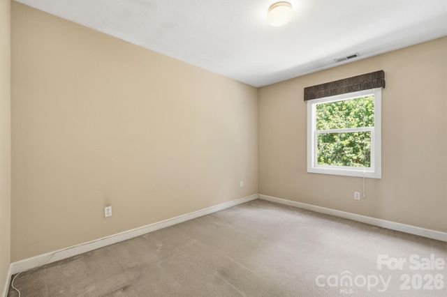 306 Woodview Court, Fletcher, NC 28732