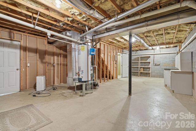 306 Woodview Court, Fletcher, NC 28732