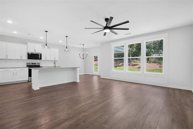 2020 Oconee Bluff Drive, Athens, GA 30601