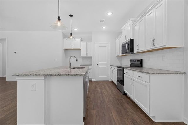 2020 Oconee Bluff Drive, Athens, GA 30601