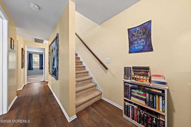 210 Osprey Court, Tuckerton, NJ 08087