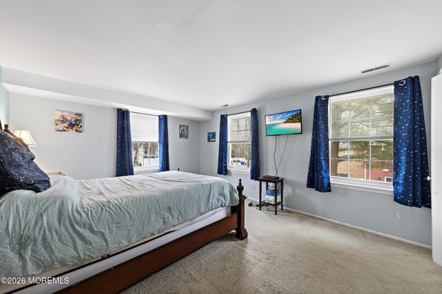 210 Osprey Court, Tuckerton, NJ 08087