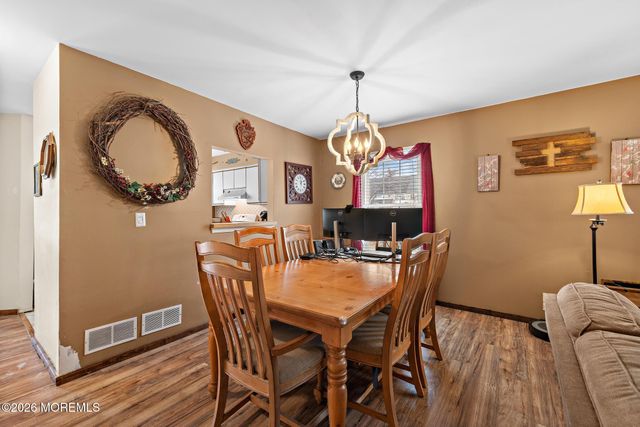 210 Osprey Court, Tuckerton, NJ 08087