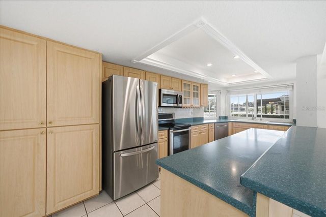 11176 HAMMOCK DRIVE, Largo, FL 33774