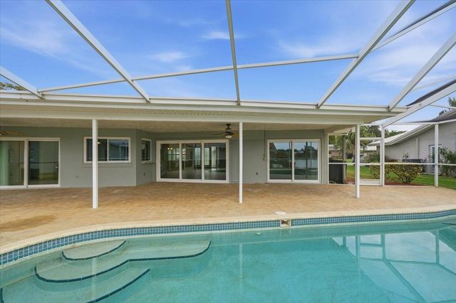 11176 HAMMOCK DRIVE, Largo, FL 33774